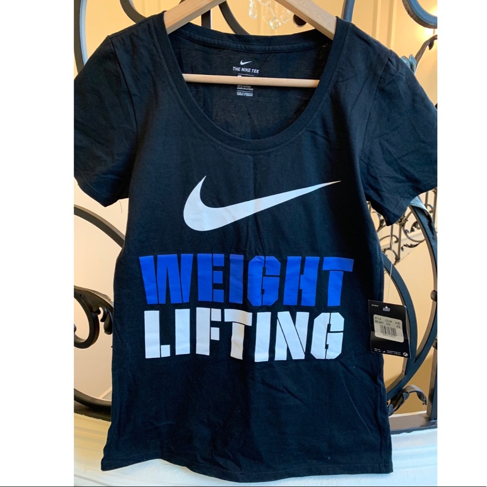 Nike Women’s Weightlifting Tee XS
